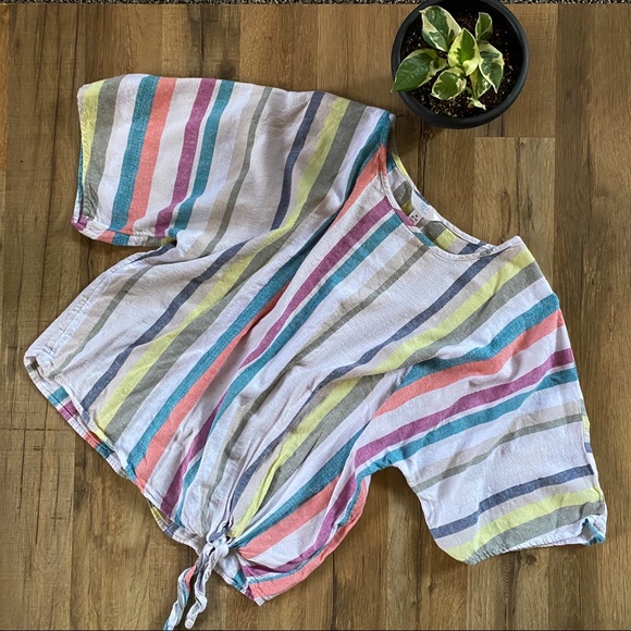 Multi colored top. - Picture 1 of 6